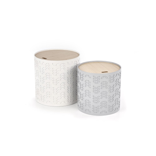 Set di due tavolini da caffè bianco e grigio.